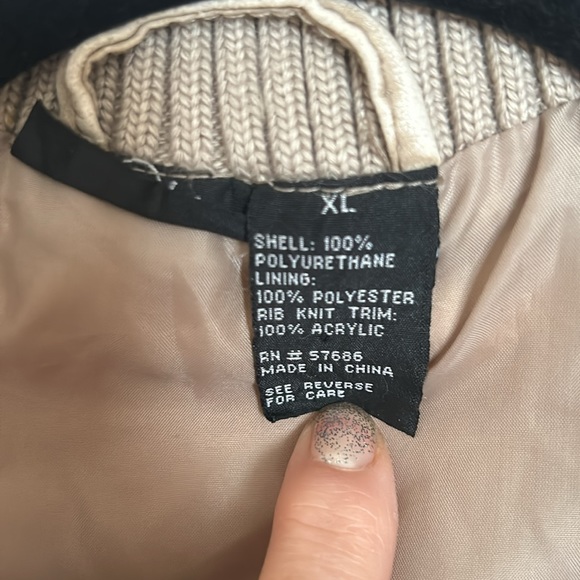 Beautiful women’s pleather jacket - Picture 3 of 4